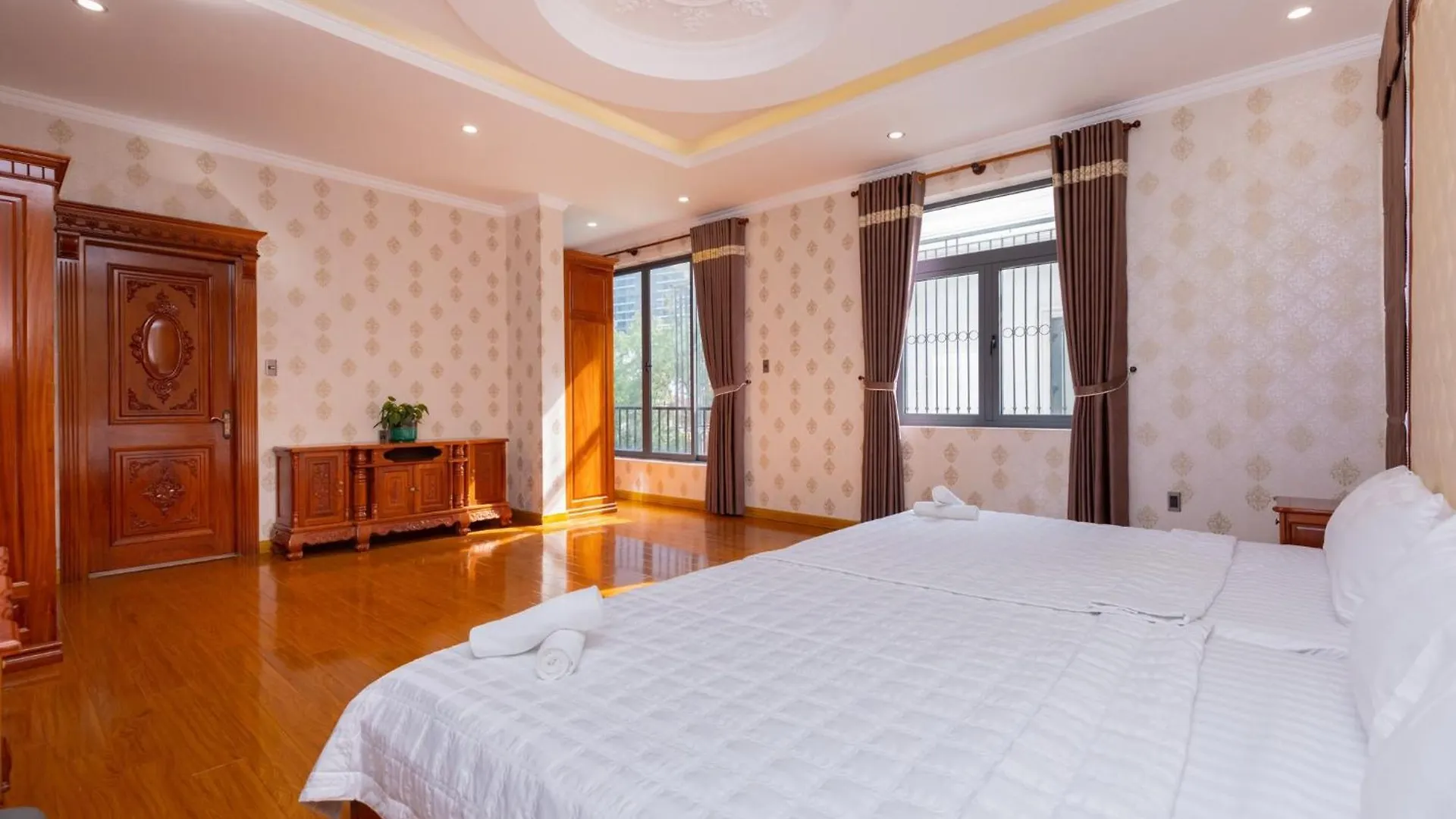 Villa Biet Thu Gold Day Ho Boi Khu Du Lich Bai Sau Free Bida Vung Tau Vietnam