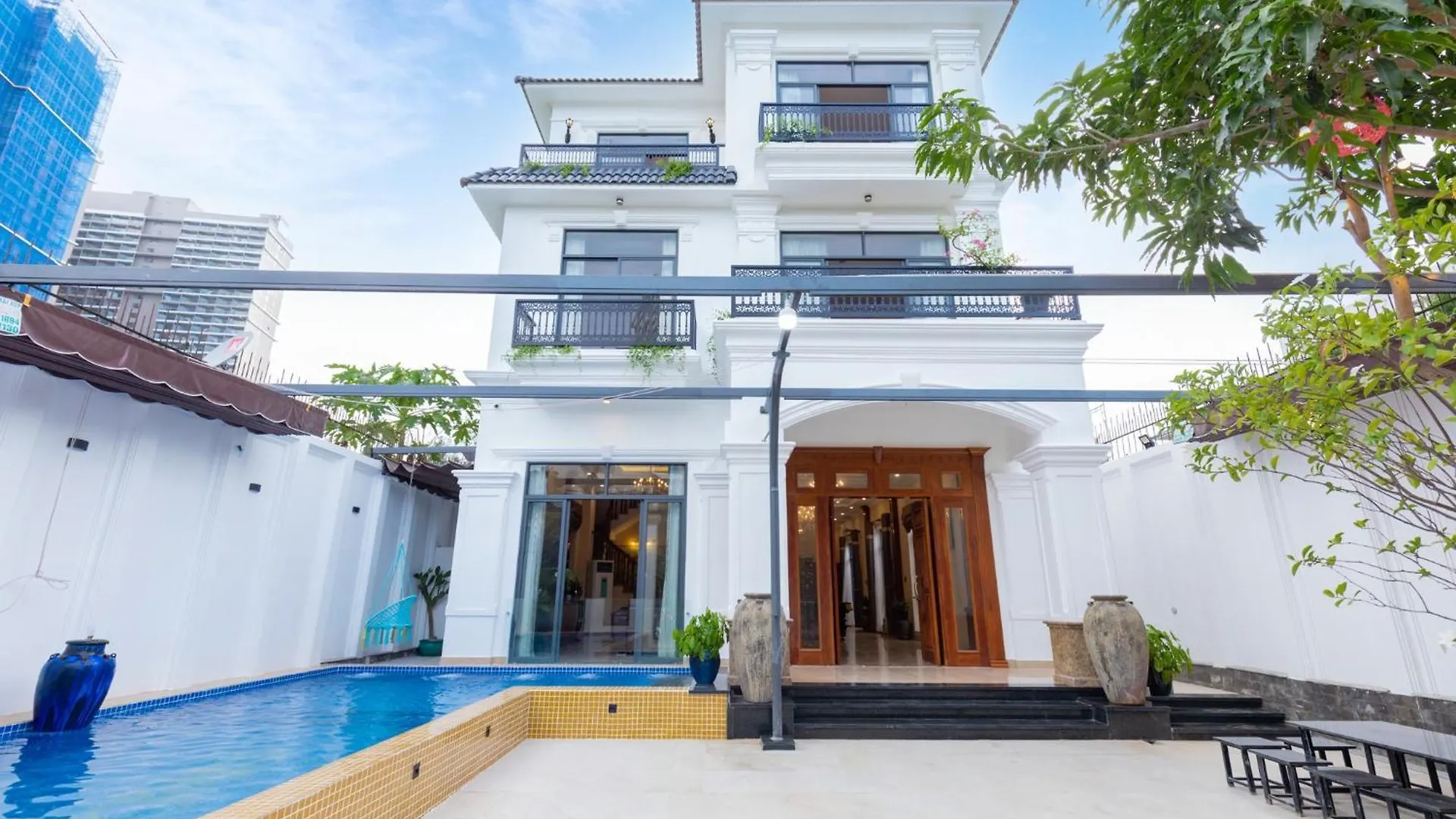 Biet Thu Gold Day Ho Boi Khu Du Lich Bai Sau Free Bida Vung Tau 0*,  Vietnam